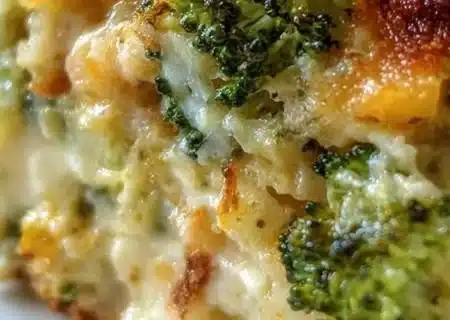 Delicious Low-Carb Chicken Broccoli Protein Bake in 30