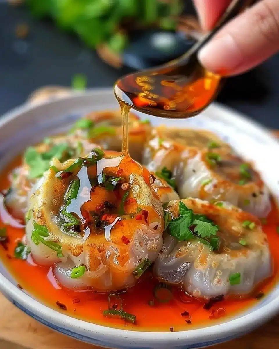 Crispy Spiral Rice Paper Dumplings