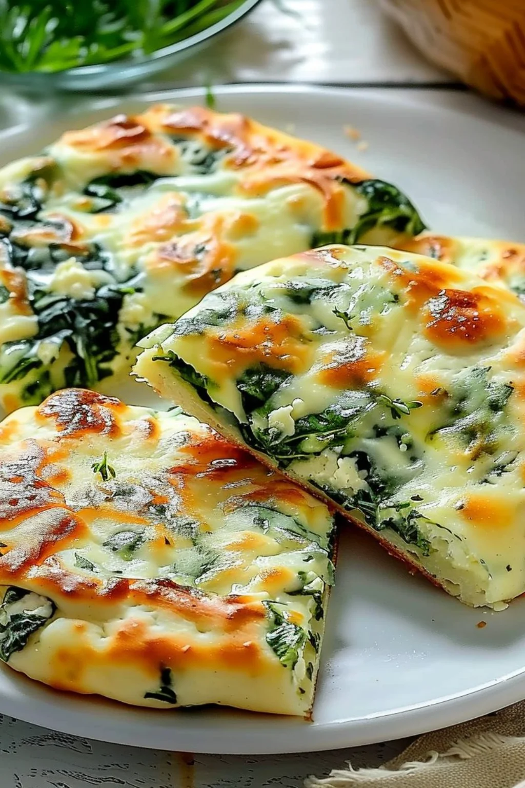 Irresistibly Easy Spinach Cottage Cheese Bagels for Any Meal